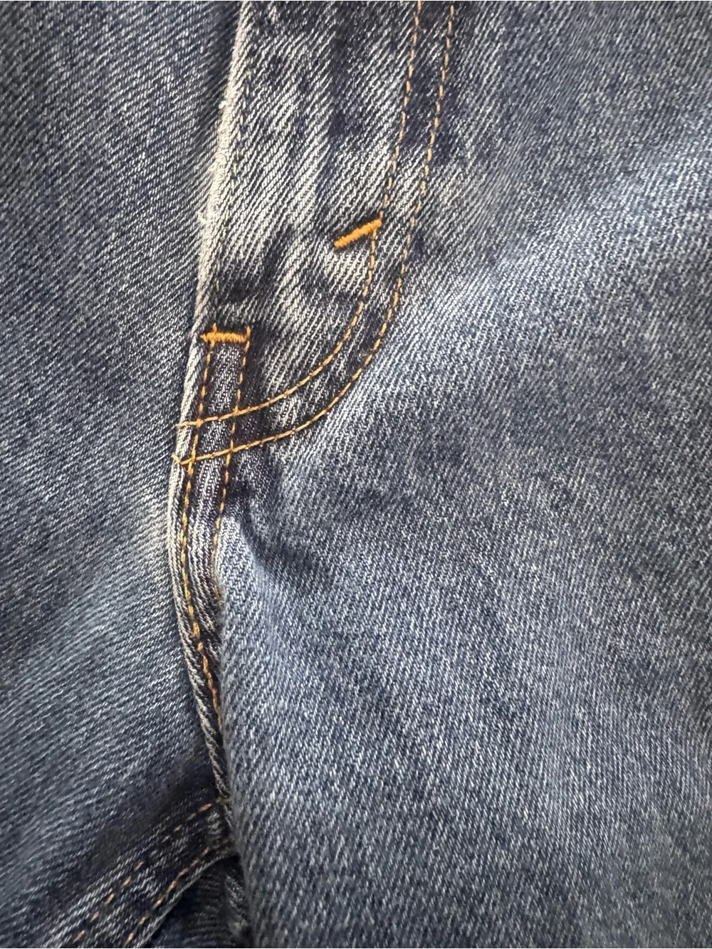 Levis 550 Relaxed Fit Tapered Leg Medium Wash Blue Denim Jeans Mens 34x32